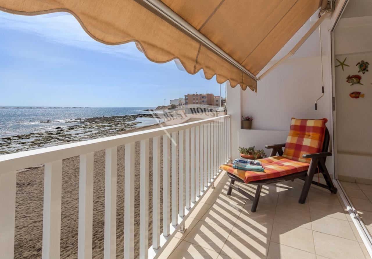 Luxury Apartment In Front Of The Beach 梅莱纳拉 外观 照片